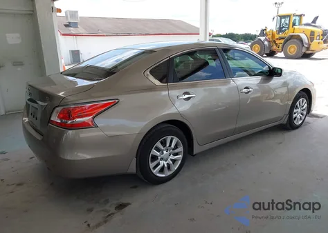 2015 Nissan Altima 2.5 S из США, поврежденный, VIN 1N4AL3AP7FC222881